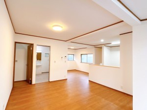 富山市月岡町、中古一戸建ての内装画像です