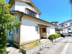 富山市松若町、中古一戸建ての外観画像です
