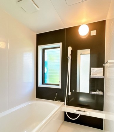 富山市松若町、中古一戸建ての風呂画像です