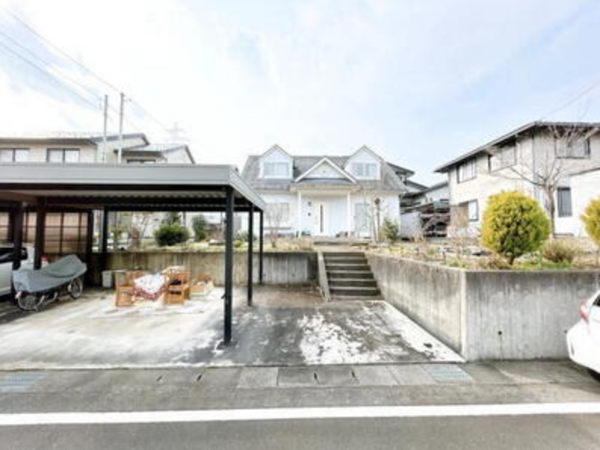 富山市八尾町上高善寺、中古一戸建ての画像です