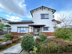 富山市本郷町、中古一戸建ての外観画像です