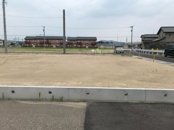 高岡市羽広、土地の外観画像です