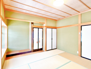 射水市土合、中古一戸建ての画像です