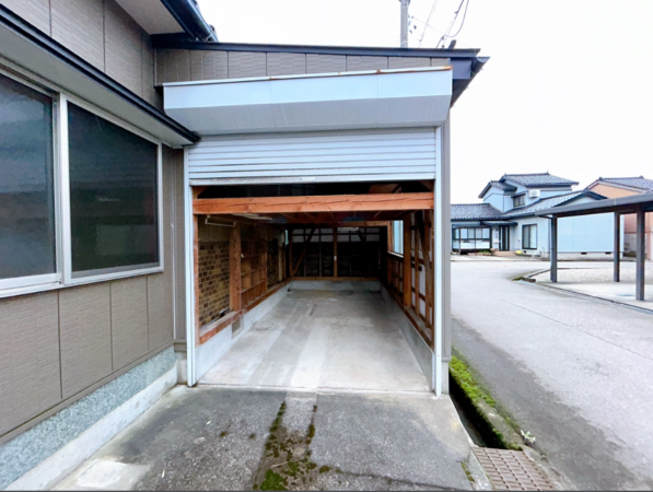 射水市作道、中古一戸建ての画像です