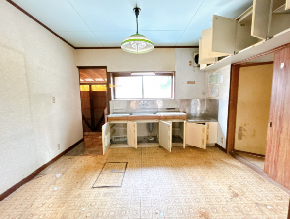 富山市水橋中村、中古一戸建てのキッチン画像です