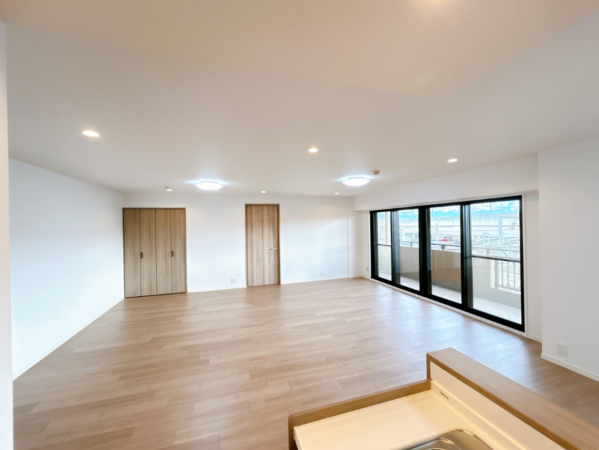 富山市窪本町、マンションの画像です