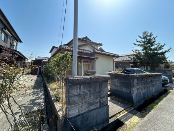 富山市山室、中古一戸建ての外観画像です