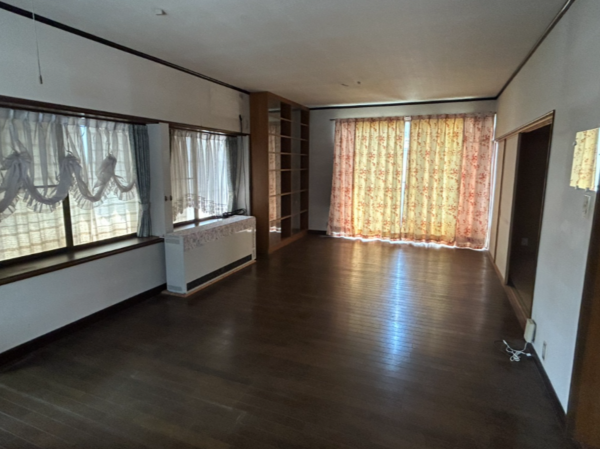 富山市山室、中古一戸建ての画像です
