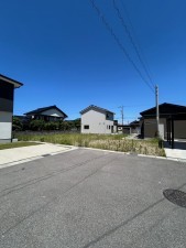 射水市手崎、土地の画像です