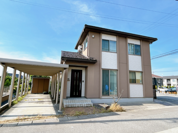 富山市太田、中古一戸建ての外観画像です