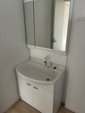 滑川市辰野、新築一戸建ての洗面画像です