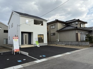 滑川市辰野、新築一戸建ての外観画像です