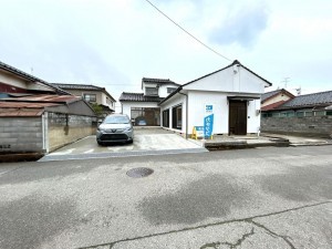富山市田畑、中古一戸建ての外観画像です