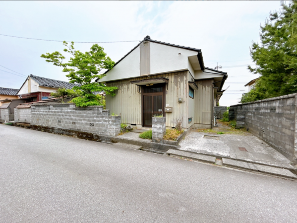 富山市田畑、中古一戸建ての外観画像です