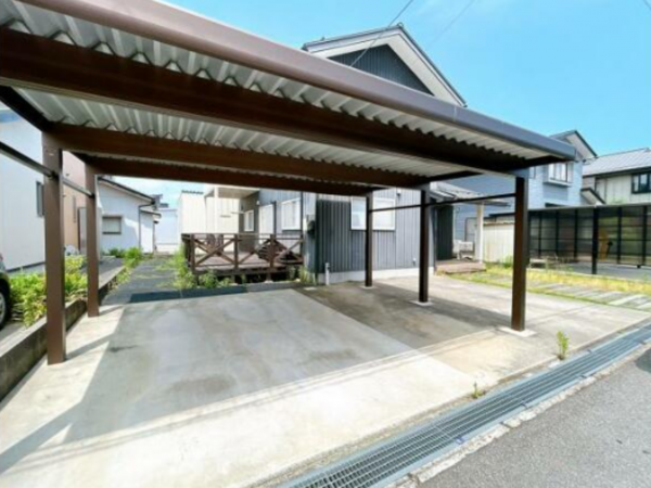 富山市北代、中古一戸建ての画像です