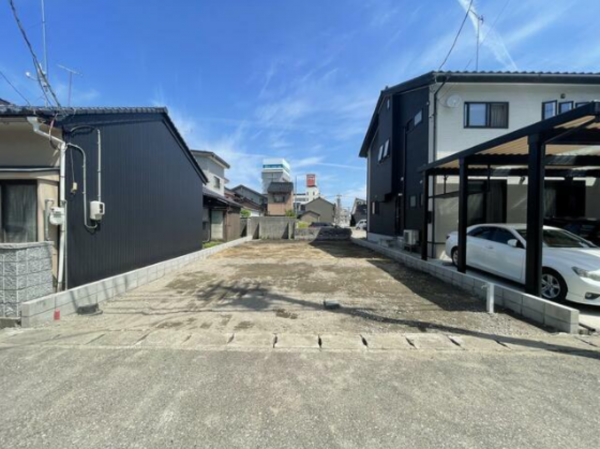 高岡市駅南3丁目、新築一戸建ての画像です