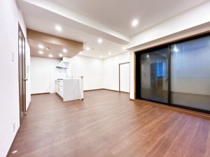 富山市稲荷元町、マンションの画像です