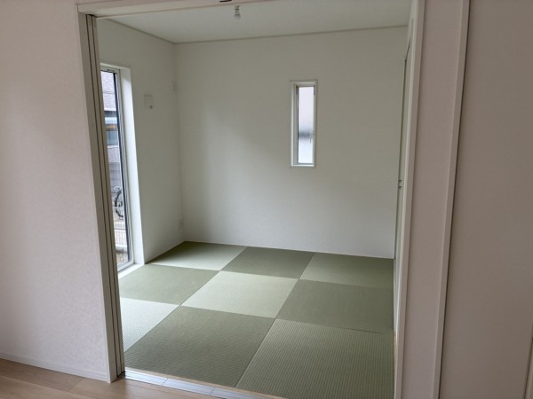 滑川市上小泉、新築一戸建ての画像です