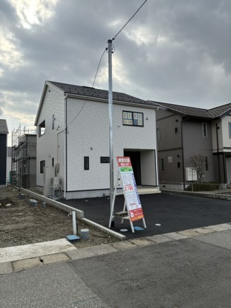 滑川市上小泉、新築一戸建ての外観画像です