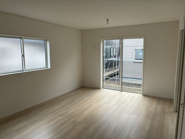 滑川市上小泉、新築一戸建ての画像です