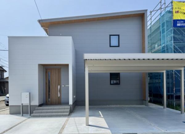 射水市二口、新築一戸建ての外観画像です