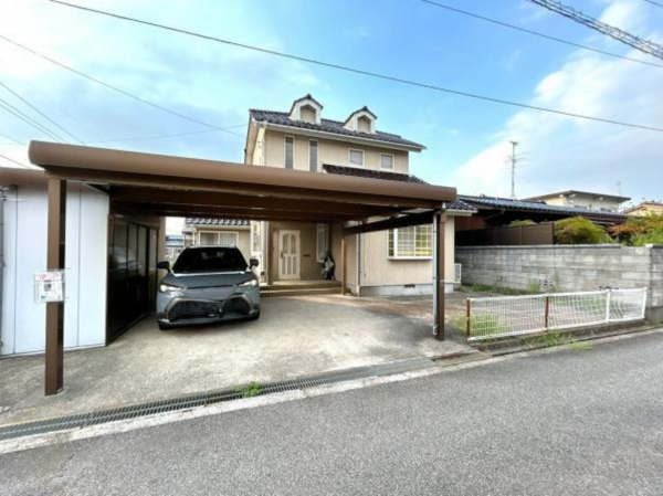富山市呉羽町、中古一戸建ての外観画像です