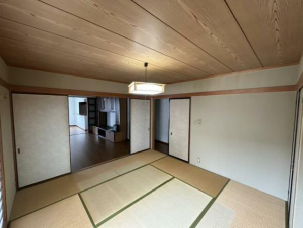 富山市中冨居、中古一戸建ての画像です