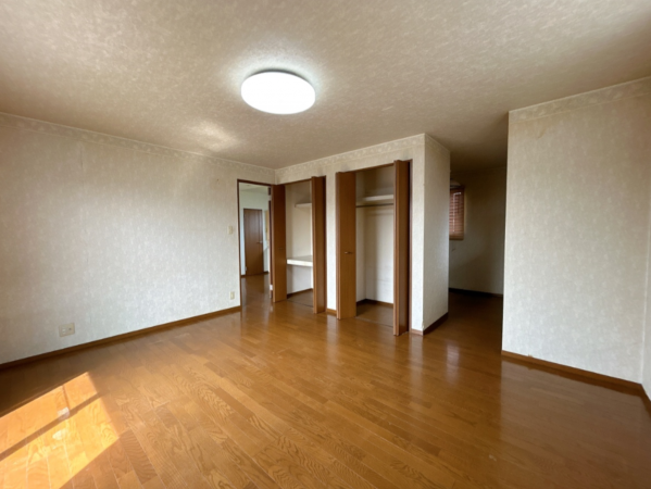 富山市中冨居、中古一戸建ての画像です