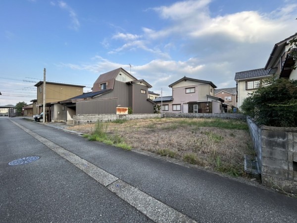 富山市横内、土地の外観画像です