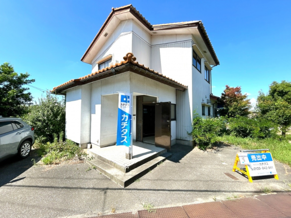 富山市住吉、中古一戸建ての外観画像です
