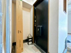 富山市城川原、マンションの玄関画像です