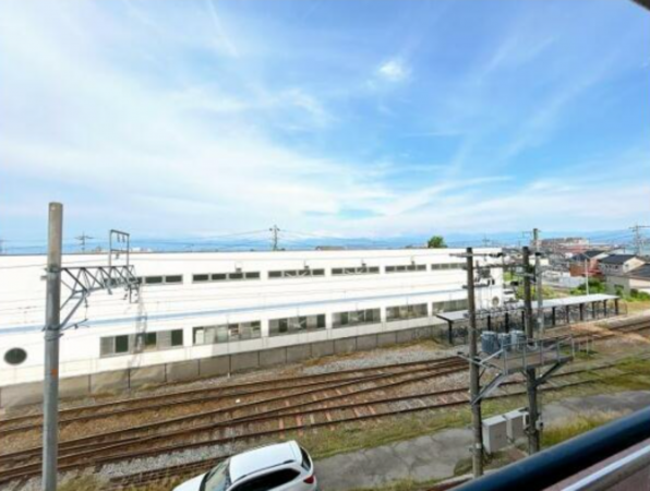 富山市城川原、マンションの画像です