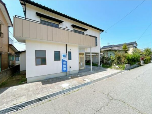 富山市新庄町、中古一戸建ての外観画像です