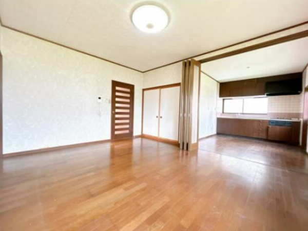 富山市長附、中古一戸建ての画像です