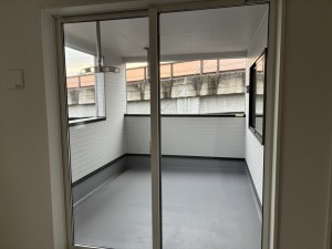 高岡市蓮花寺、新築一戸建てのバルコニー画像です