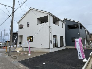 高岡市蓮花寺、新築一戸建ての外観画像です