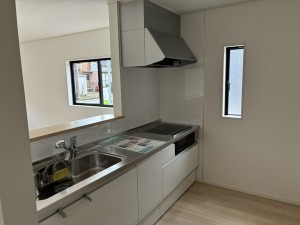 富山市婦中町笹倉、新築一戸建てのキッチン画像です
