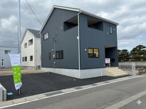 富山市婦中町笹倉、新築一戸建ての外観画像です