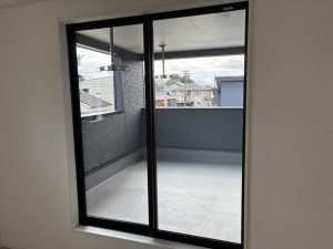 富山市婦中町笹倉、新築一戸建てのバルコニー画像です