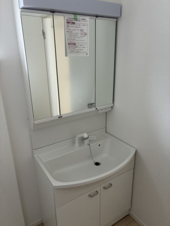 富山市婦中町笹倉、新築一戸建ての洗面画像です