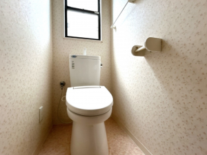 富山市藤の木台、中古一戸建てのトイレ画像です