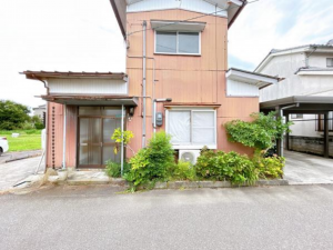 富山市長江本町、中古一戸建ての外観画像です