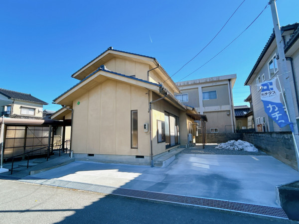 富山市若竹町、中古一戸建ての外観画像です