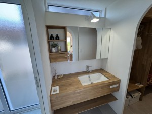 富山市藤木、新築一戸建ての洗面画像です