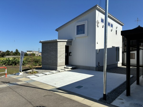 富山市藤木、新築一戸建ての外観画像です