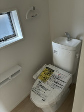 富山市中市、新築一戸建てのトイレ画像です