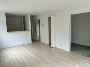 富山市中市、新築一戸建ての内装画像です