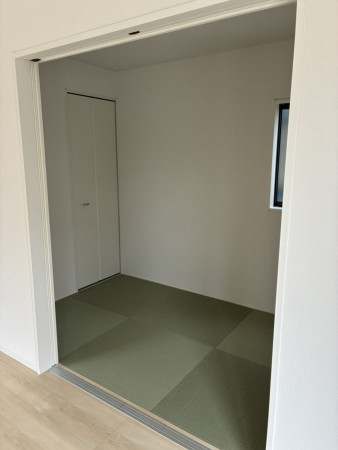 富山市中市、新築一戸建ての内装画像です