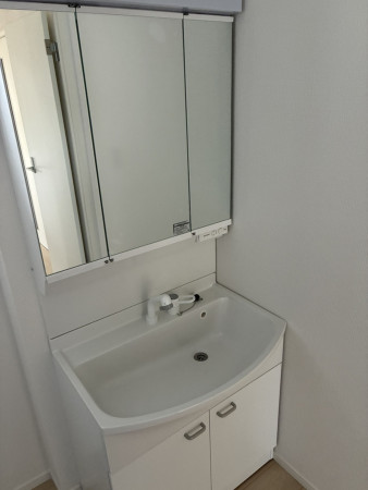 富山市中市、新築一戸建ての洗面画像です