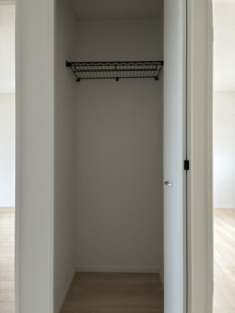 富山市中市、新築一戸建ての収納画像です